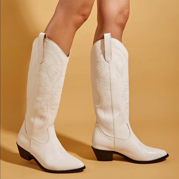 White Chunky Heel Cowboy Boot - Picture 4 of 8